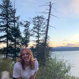 Meet your Posher, Jenessa